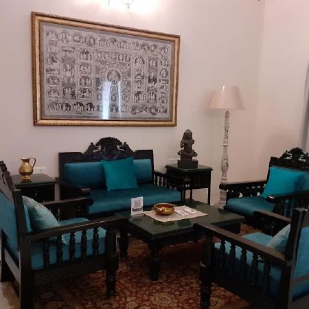 Mpt Sheesh Mahal, Orchha Hotel Bagian luar foto